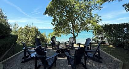 Private 4 Bed, 2 Bath Lakefront Home on Lake Huron - Sleeps 12!