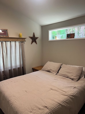 1 chambre, fer et planche à repasser, Wi-Fi, draps fournis