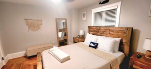 3 bedrooms, desk, free WiFi, bed sheets