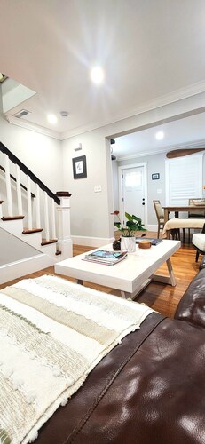 Charming 3BR, 1.5 Bath House Near Boston & Historic Salem- Walk to the Beach