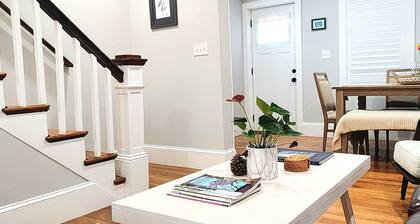 Charming 3BR, 1.5 Bath House Near Boston & Historic Salem- Walk to the Beach