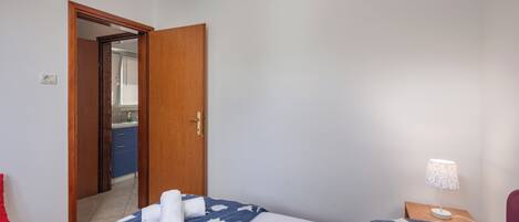 1 Schlafzimmer, Bügeleisen/Bügelbrett, kostenloses WLAN, Bettwäsche