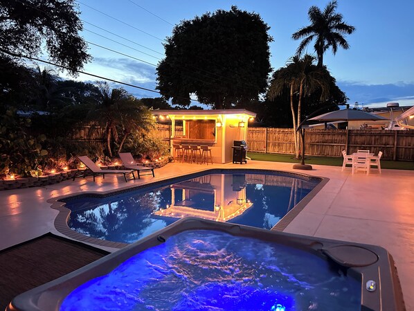 Outdoor pool, a heated pool