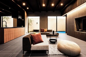Living area - BLUE BLACK (karatushi watada honmura)