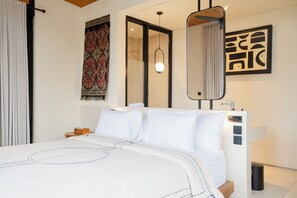 Two Bedroom Premium Heated Pool Villa | Premium bedding, in-room safe, desk, laptop workspace - Pakubon Kintamani By Desa Oculus (Kintamani)