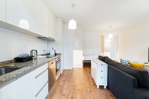 Fridge, microwave, oven, dishwasher