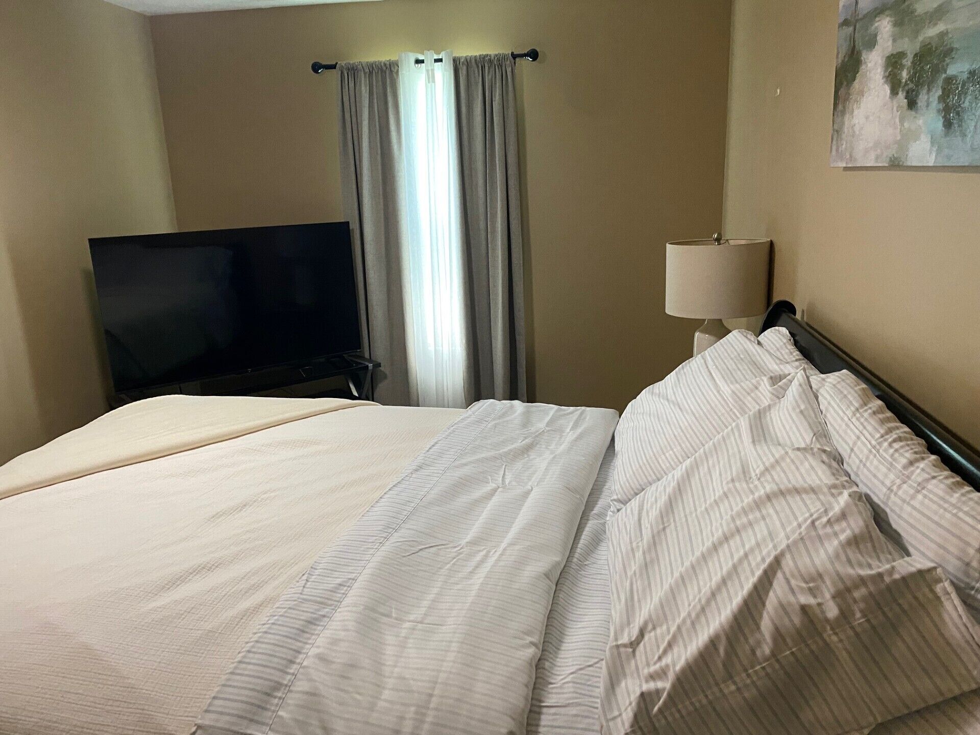 2 dormitorios, tabla de planchar con plancha, wifi y ropa de cama