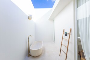 Free toiletries, hair dryer, towels, soap