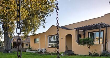 Budget-Friendly Apartment Near The Temple City