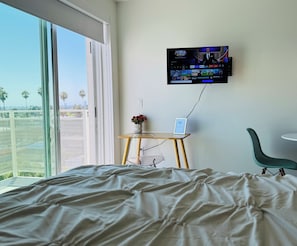 1 bedroom, desk, iron/ironing board, free WiFi