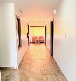 Deluxe Double Room | Living area - PARADISE PREMIUM (Bhubaneshwar)