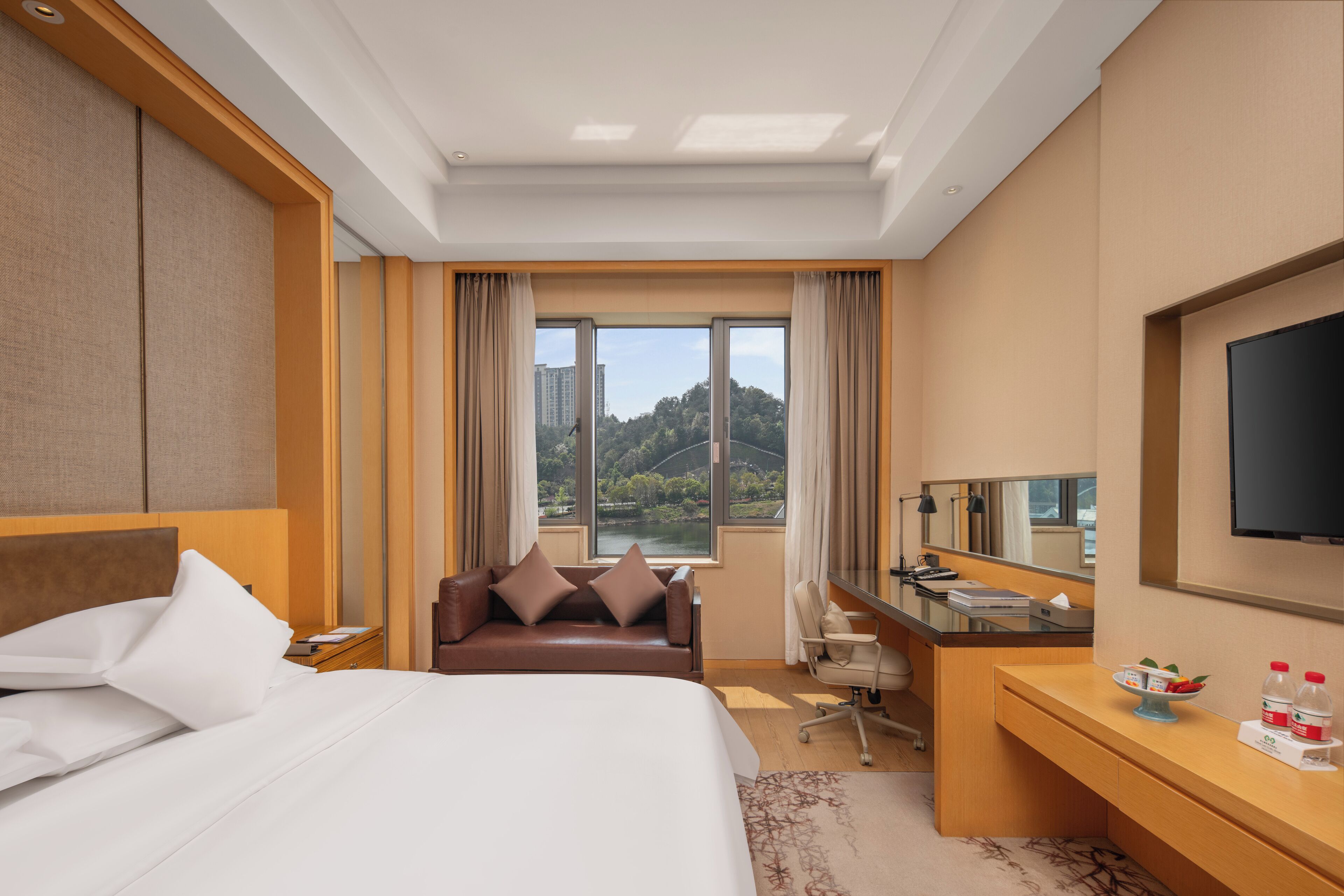 Premier Double Room, Balcony, Garden View | Premium bedding, minibar, in-room safe, desk