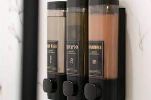 Bathroom amenities