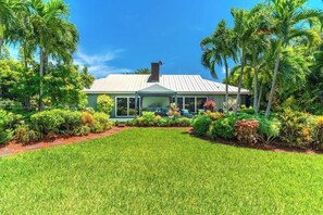 Exterior - Swarovski Sanctuary (Key West)