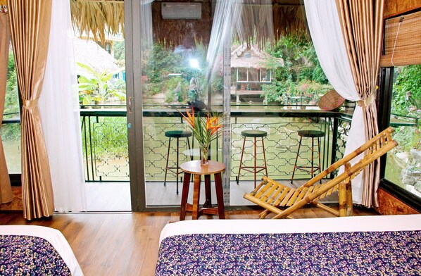 Design Triple Room | Lake view