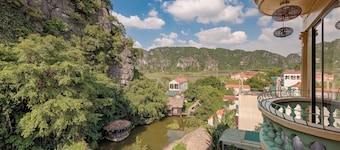 Emerald Retreat Tam Coc