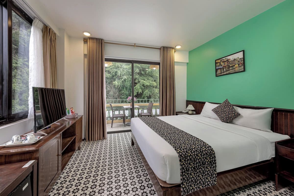 Double Room, Pool View | Minibar, desk, iron/ironing board, free WiFi