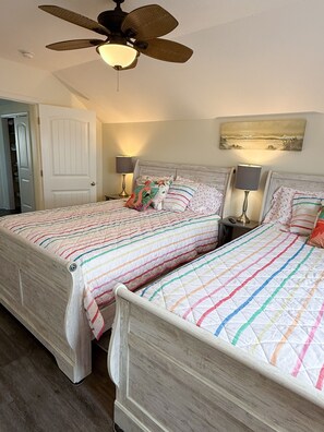 2 bedrooms, desk, iron/ironing board, free WiFi