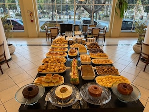 Desayuno buffet incluido todos los días
