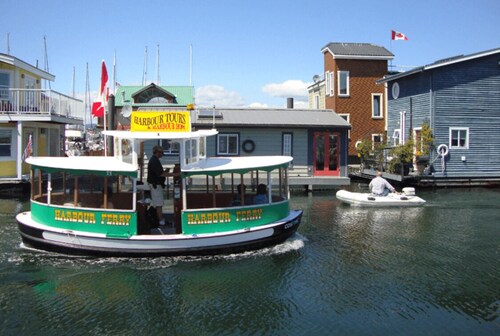 Cozy Vintage Cottage