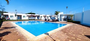 Utomhuspool