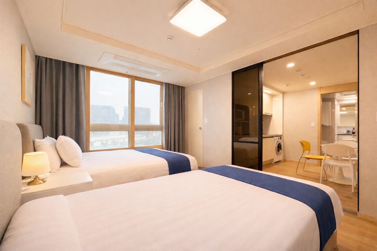 Down duvets, laptop workspace, free WiFi, bed sheets