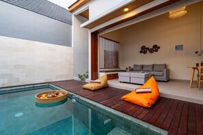 Basic Villa | Pool