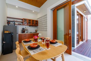 Basic Villa | Dining - Villa Budé (Ubud)