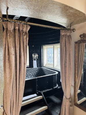 Presidential Double Room, City View