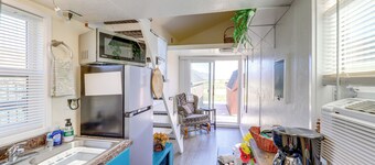 11 Mi to Heavenly Resort: Pet-Friendly Tiny Home