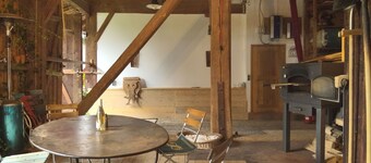 Vacation apartment with terrace and mountain view