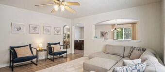 Huge Family Home | 5 Room | Sleeps 18 | 3Car Garage | Backs to Park| South Boise