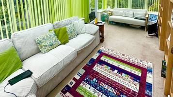 Rumah Keluarga | Teras/patio