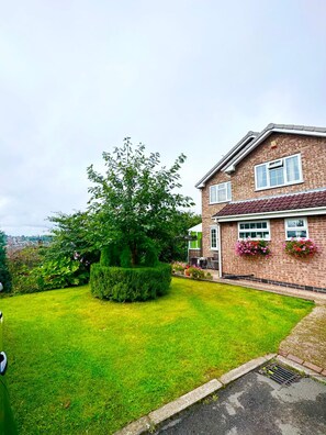 Maison Familiale | Extérieur