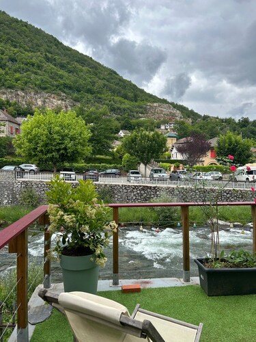 La Terrasse Rouge 5mn télécabines centre village 3 chbre, 2 SDB, belle terrasse