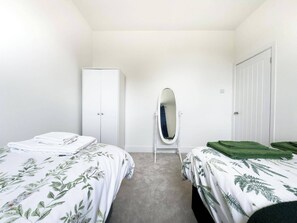 Free WiFi, bed sheets