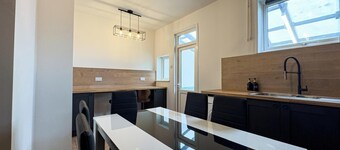 Seaside Haven Retreat - 3 Bed Apartment