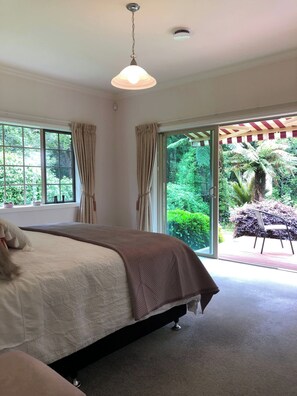 5 chambres, fer et planche à repasser, accès Internet