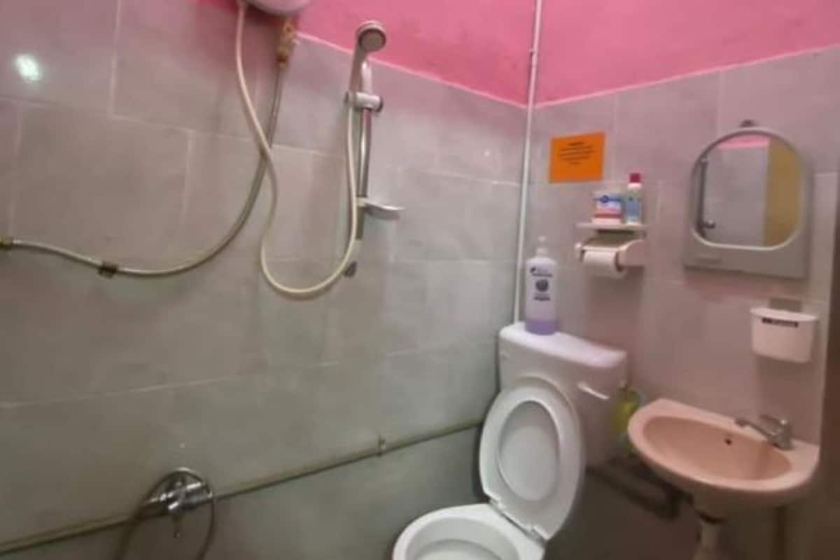 Doccia, asciugamani, sapone, shampoo