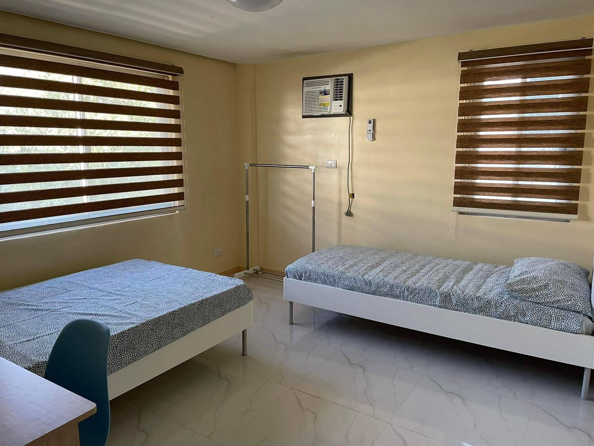 3 camere, accesso a Internet, lenzuola