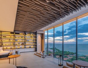 Interior - Stunning Sea View Condo -Next To Beach (Muang Pattaya)