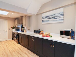 Interior - All Seasons (Filey)