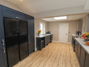 Private kitchen - All Seasons (Filey)