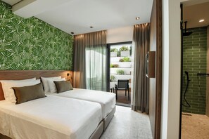 8 chambres, fer et planche à repasser, lit parapluie, Wi-Fi gratuit