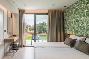 8 chambres, fer et planche à repasser, lit parapluie, Wi-Fi gratuit
