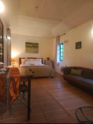 Deluxe Room | Free WiFi