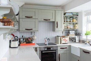 Microwave, oven, stovetop