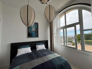 1 chambre, fer et planche à repasser, Wi-Fi gratuit, draps fournis
