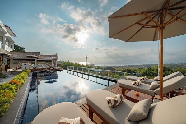 Alberca al aire libre