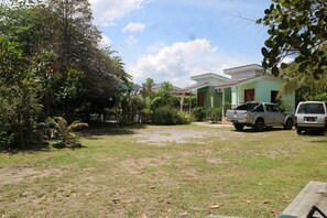 Ubetjent parkering (inkludert)